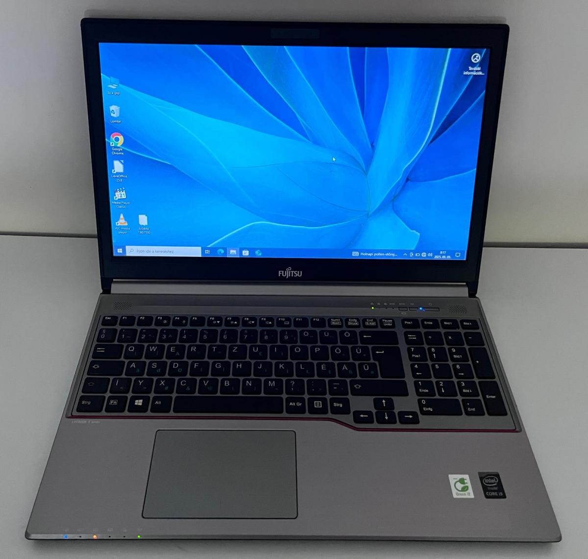 Fujitsu LIFEBOOK E754